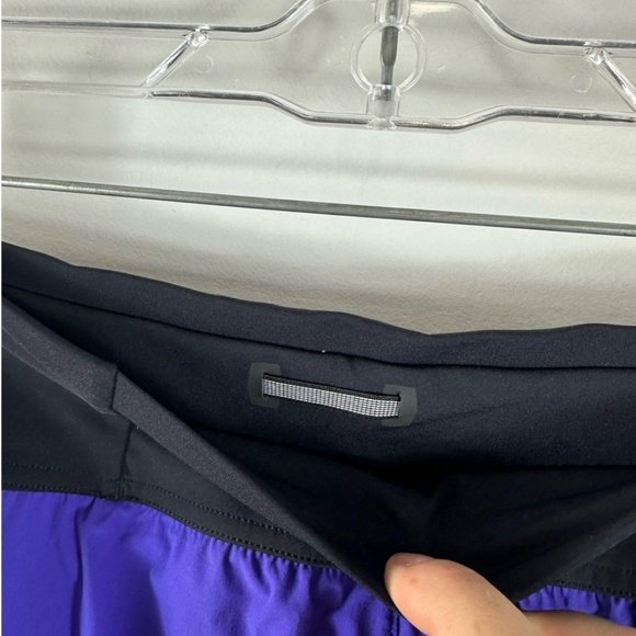 ON CLOUD Running Shorts Womens Purple Size Large Run on Clouds - Picture 6 of 6